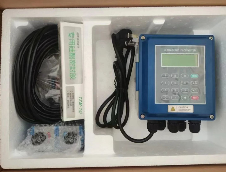 فلومتر آلتراسونیک مدل TUF-2000B